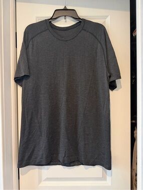 Men's Lululemon Metal Vent Tech 2.0 Performance Shirt - Charcoal